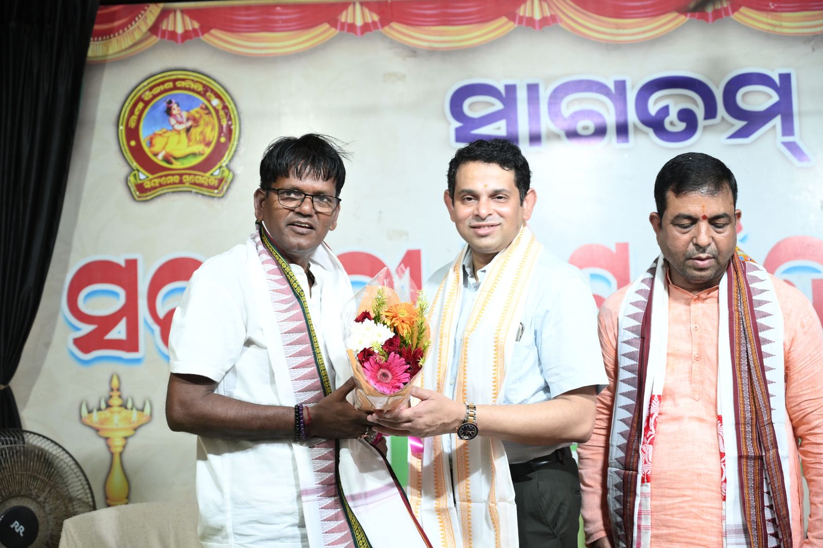Felicitating the doctors